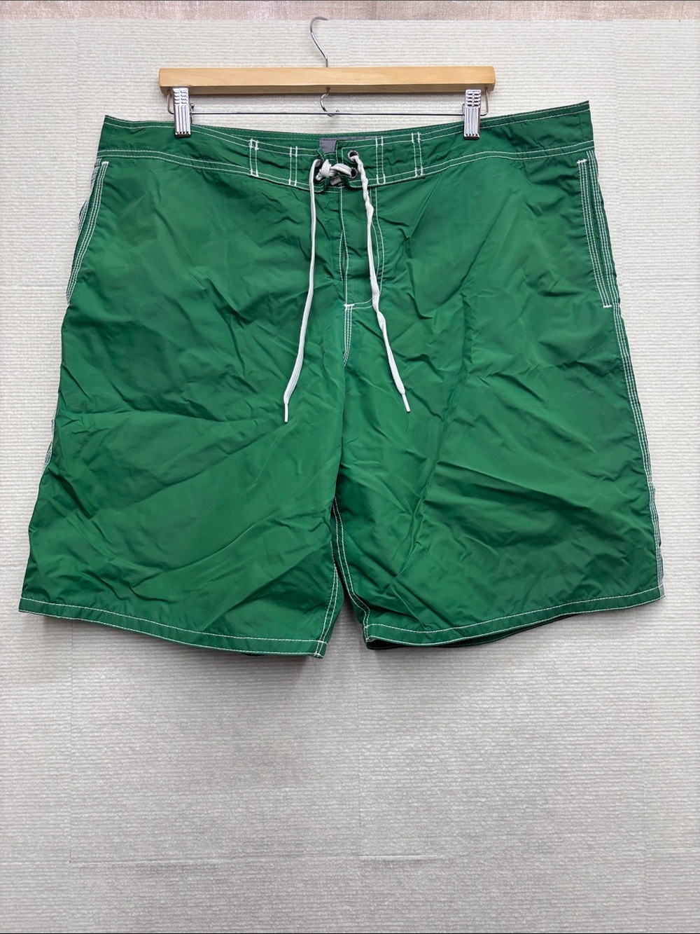 Old Navy | XL Men's Green Swim Trunks with Drawstring Waist